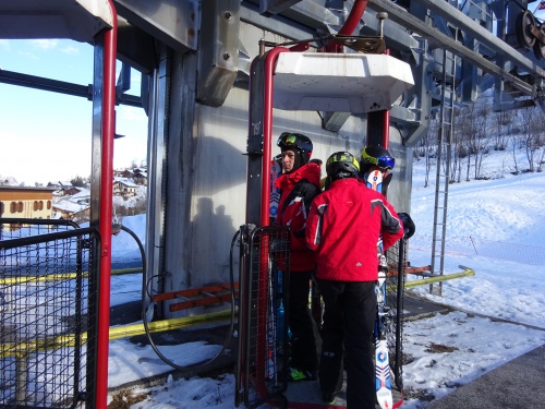Lobster pot lift Lift from Peisey to Plan Peisey